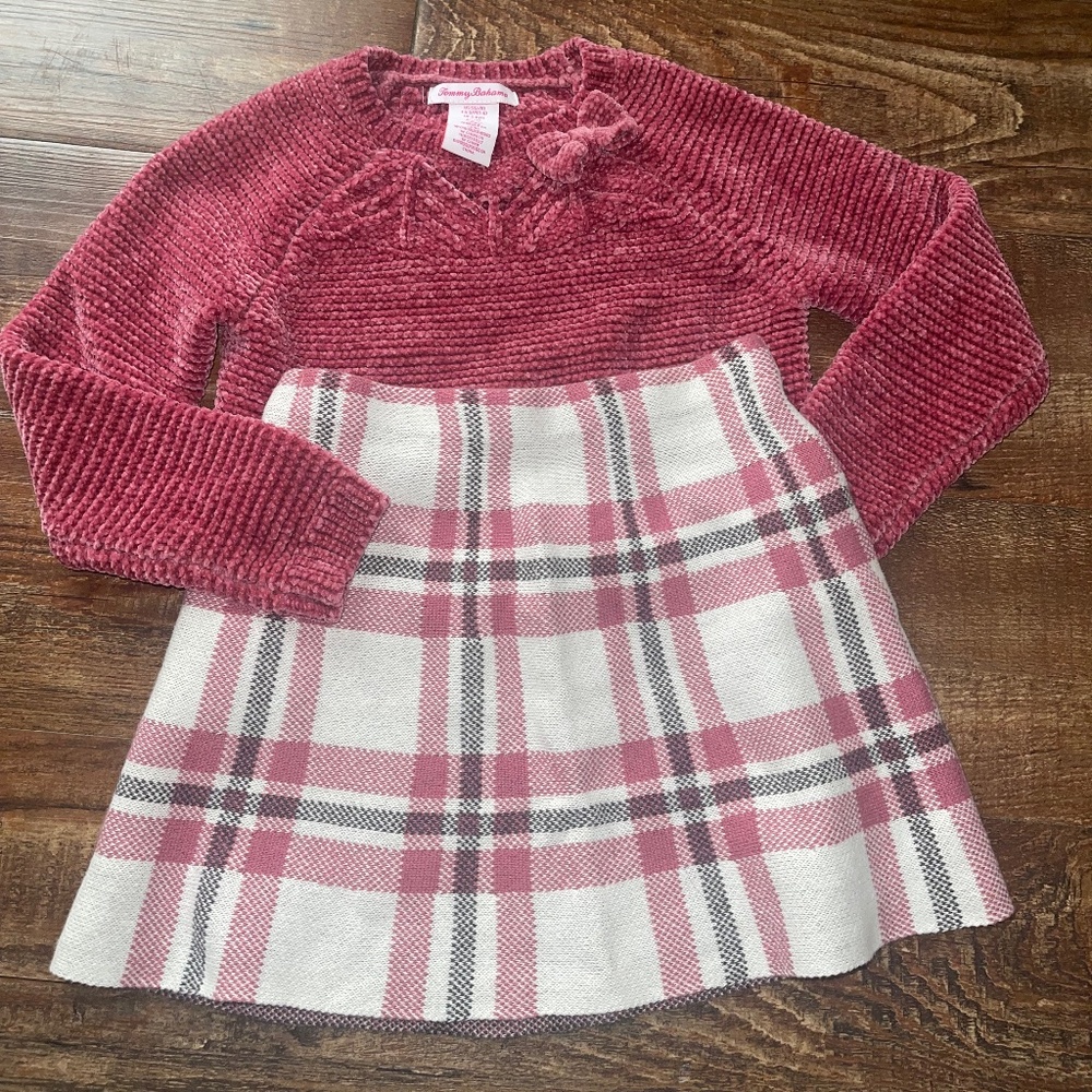 Two piece skirt and sweater set